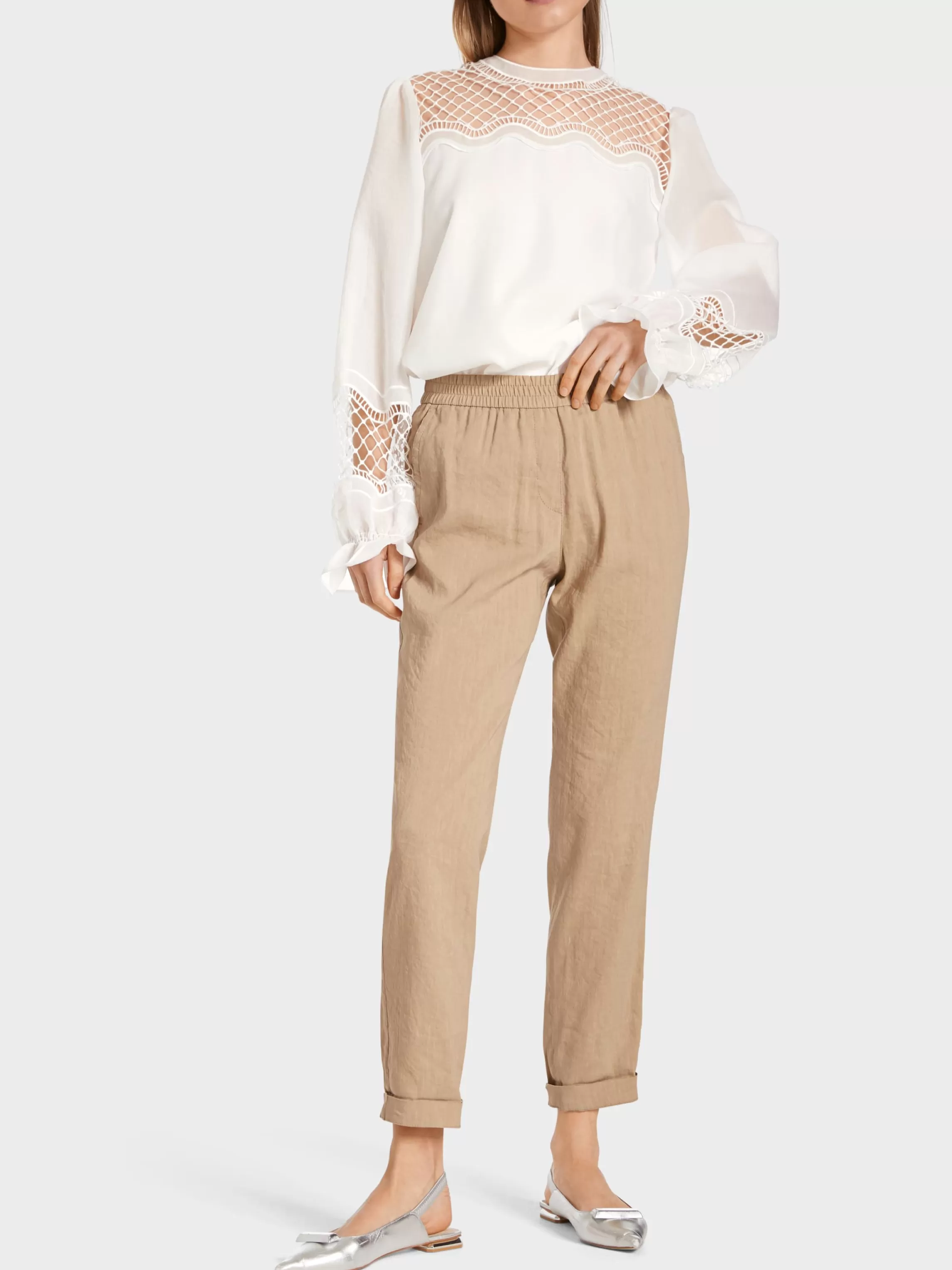 Shop ROANNE MODEL IN A LINEN-VISCOSE MIX Pants